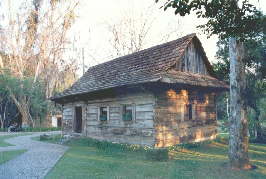 polski_dom_w_paranie-2
