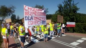 Weekend pod znakiem protest&oacute;w.Blokada przejść dla pieszych w  Parchatce  i Wierzchoniowie