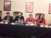 O świstkach papieru...