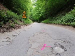 Trwa przebudowa drogi do Zbędowic