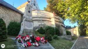 Patriotyzm na pokaz? Rocznica, kt&oacute;rą tylko odhaczamy,