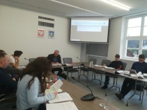 Radni usiłowali zablokować transmisję obrad   Komisji Rewizyjnej  w Kazimierzu Dolnym