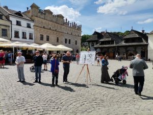 Echa dzisiejszej  komisji Edukacji, Kultury (...)