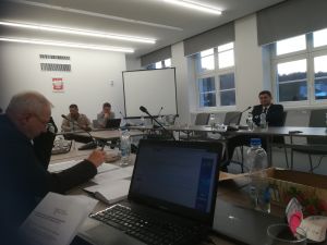 Czym zajmowali się radni w Kazimierzu  podczas posiedzenia komisji.