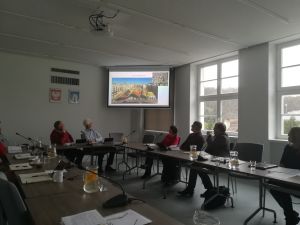 Radni dyskutowali o handlu,meleksach i opłatach