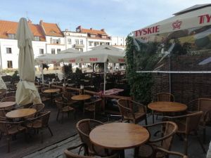 Zr&oacute;żnicowanie opłat za zajecie pasa drogowego jest możliwe