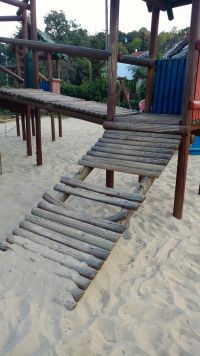 Plac zabaw w Kazimierzu Dolnym - perspektywy i wątpliwości