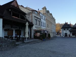 Panie Burmistrzu  dlaczego nie przetargi ?