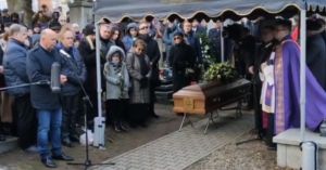 Pogrzeb Romualda Lipko. Bliscy, przyjaciele i fani pożegnali muzyka