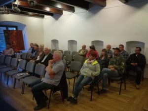 Panie Czarku,nie idź pan tą  drogą....