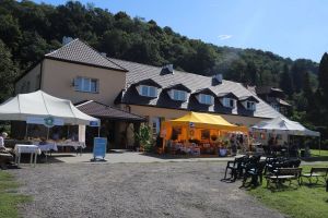 Groźba utraty twarzy jest dla polityka niczym w por&oacute;wnaniu z utratą stołka